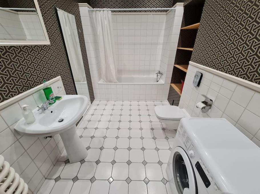 Fantastic Waw - Ok11 Room A Варшава Экстерьер фото